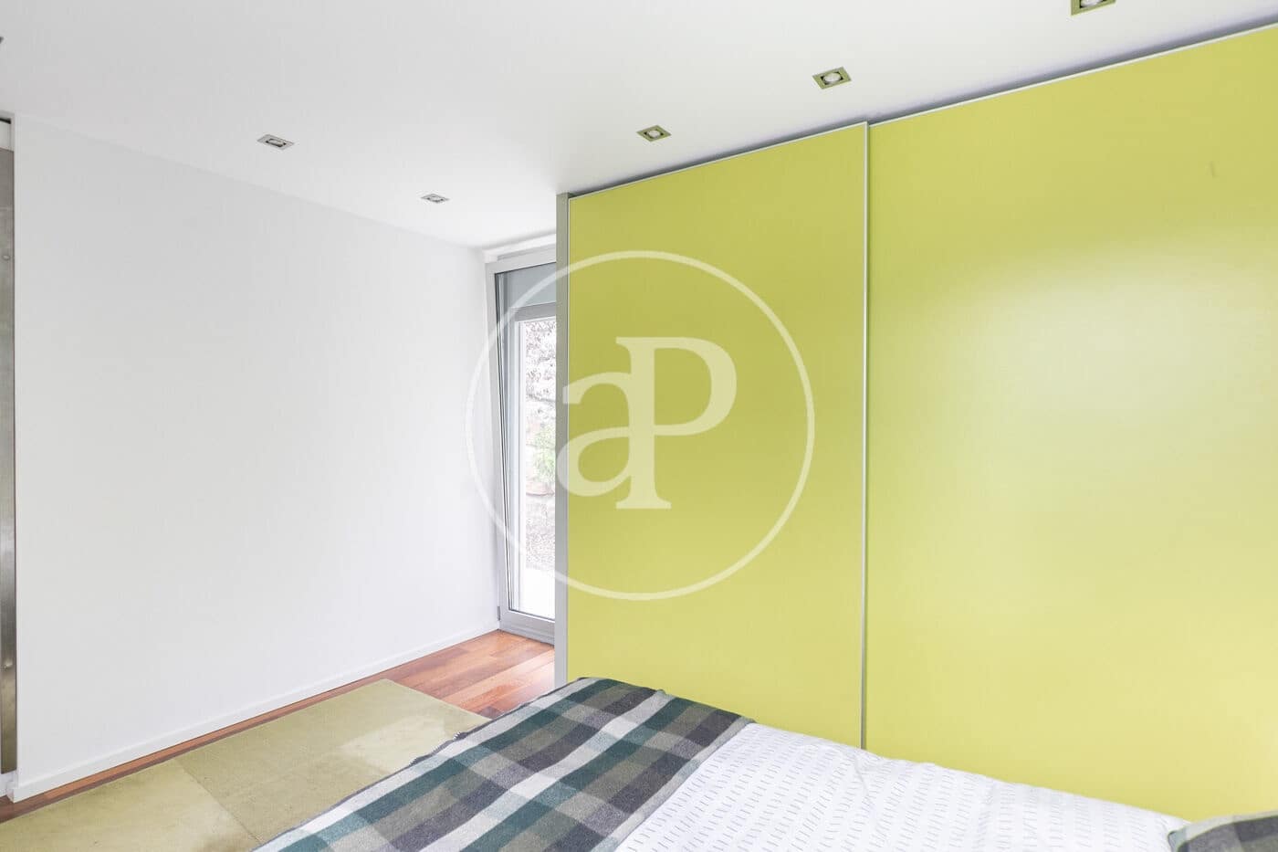 6 soveværelse Villa til leje i Barcelona by med swimmingpool - € 8.500 (Ref: 9137368)