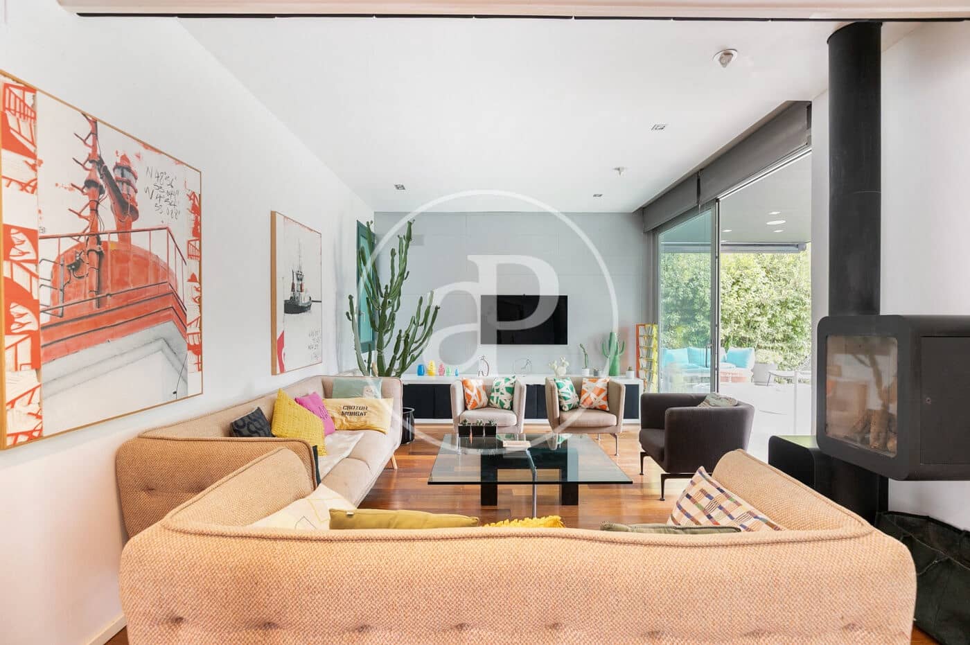 6 soveværelse Villa til leje i Barcelona by med swimmingpool - € 8.500 (Ref: 9137368)