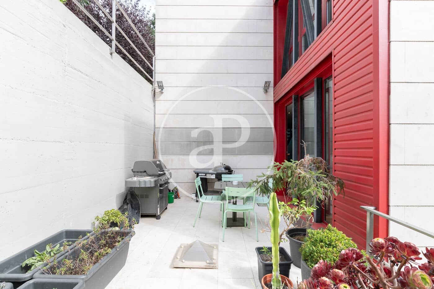 6 soveværelse Villa til leje i Barcelona by med swimmingpool - € 8.500 (Ref: 9137368)