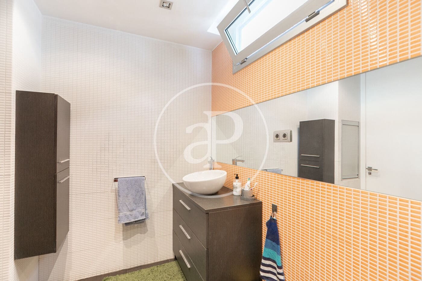 6 soveværelse Villa til leje i Barcelona by med swimmingpool - € 8.500 (Ref: 9137368)