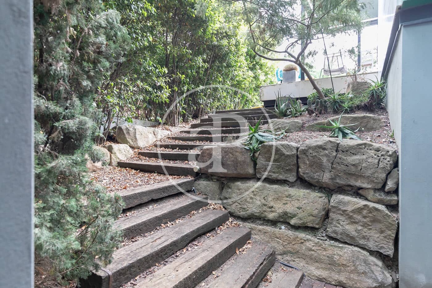 6 soveværelse Villa til leje i Barcelona by med swimmingpool - € 8.500 (Ref: 9137368)