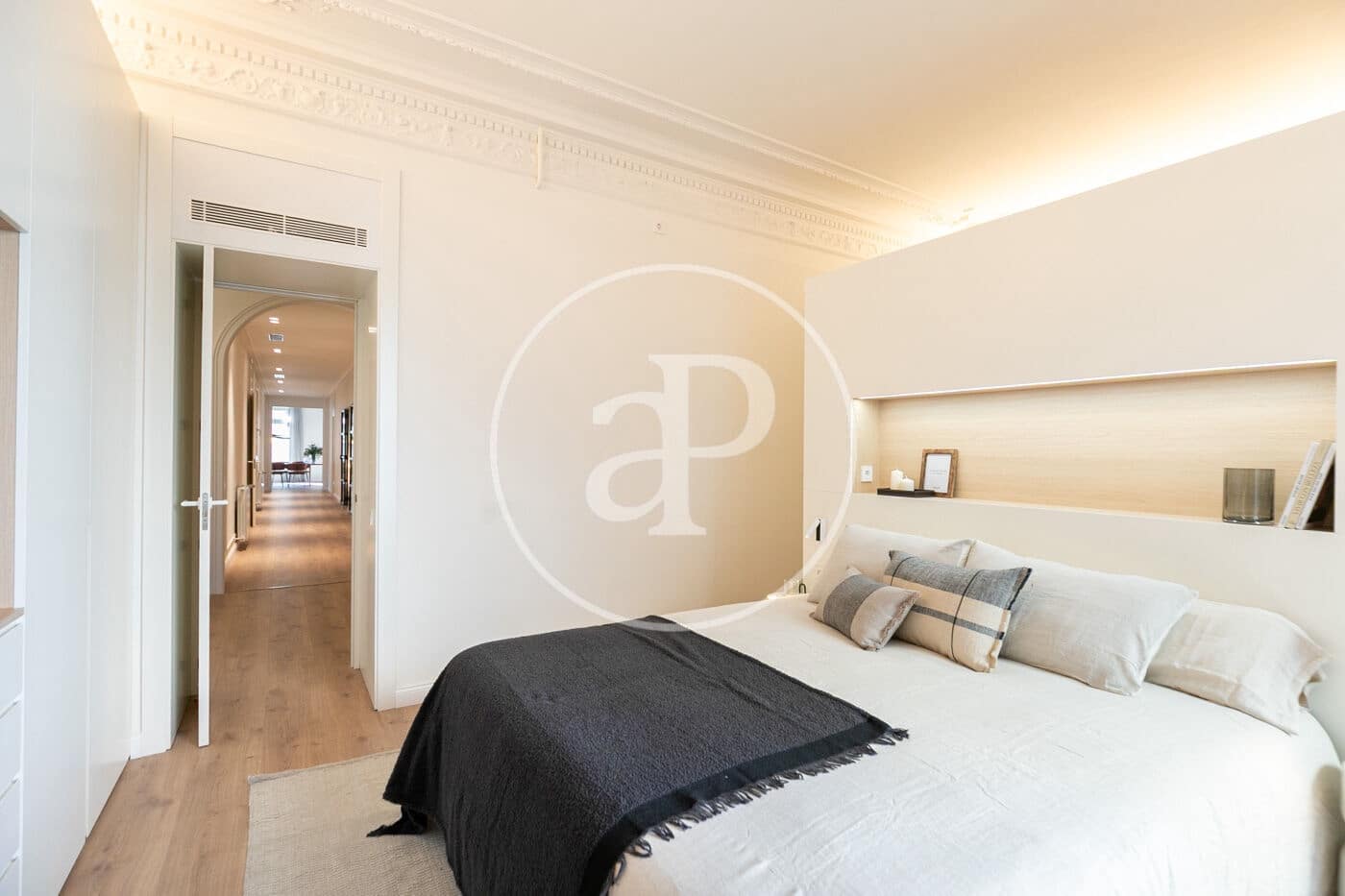 4 soveværelse Lejlighed til salg i Barcelona by - € 1.985.000 (Ref: 9137371)