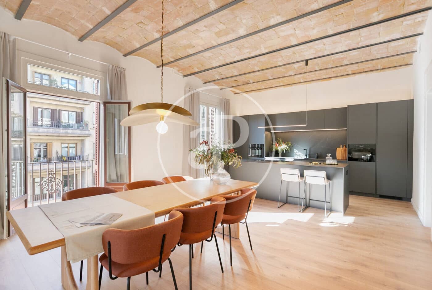 4 soveværelse Lejlighed til salg i Barcelona by - € 1.985.000 (Ref: 9137371)