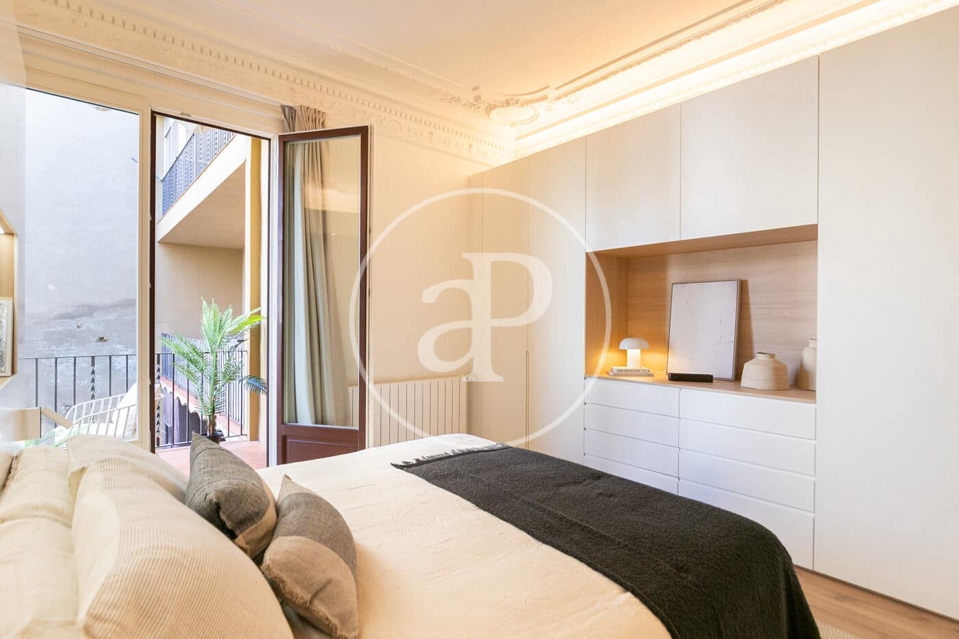 4 soveværelse Lejlighed til salg i Barcelona by - € 1.985.000 (Ref: 9137371)