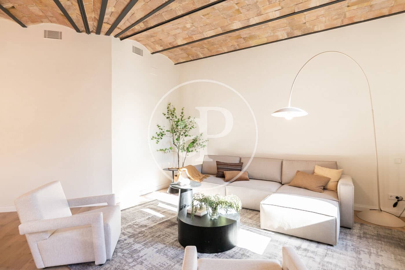 4 soveværelse Lejlighed til salg i Barcelona by - € 1.985.000 (Ref: 9137371)