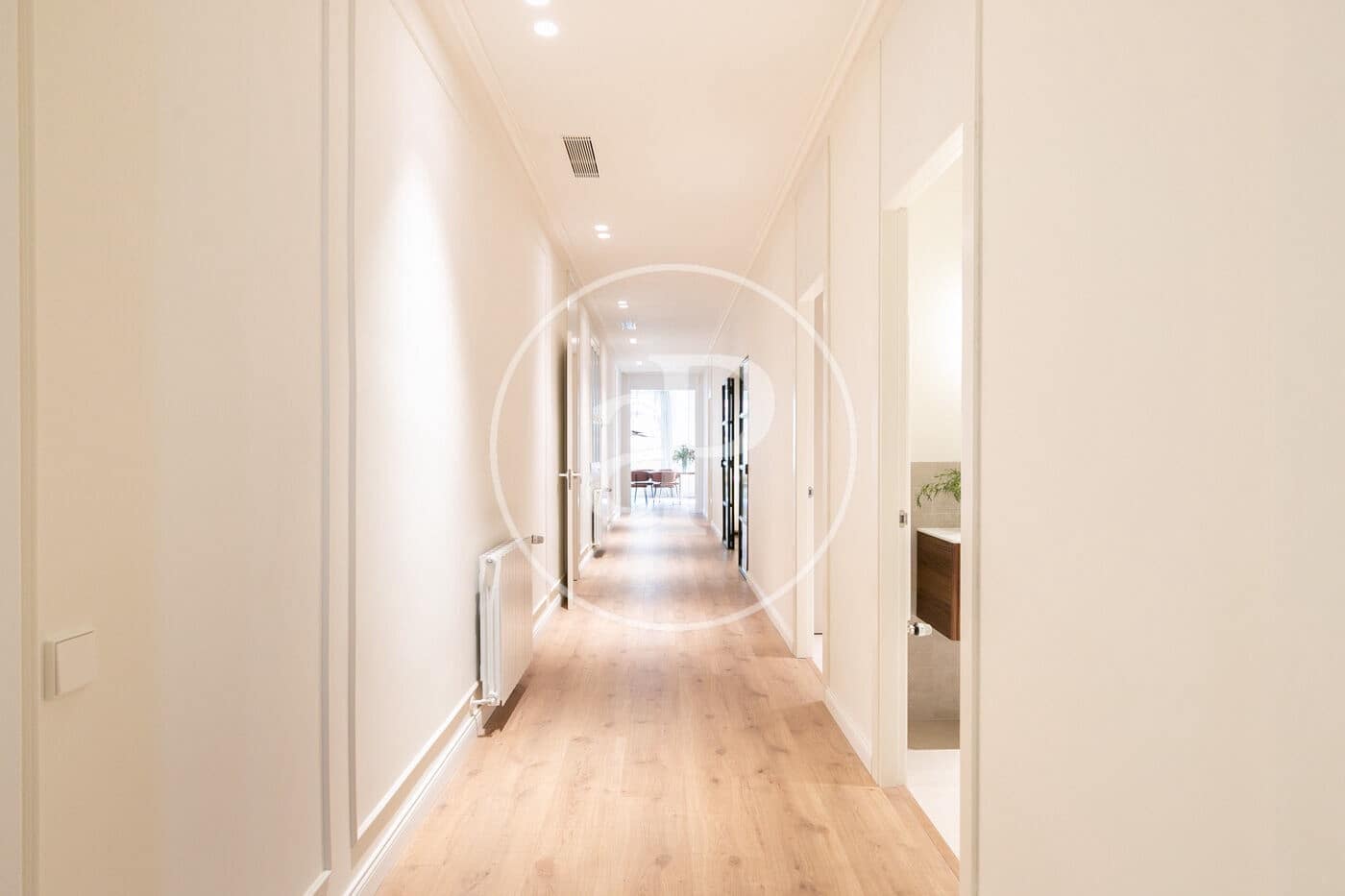 4 soveværelse Lejlighed til salg i Barcelona by - € 1.985.000 (Ref: 9137371)