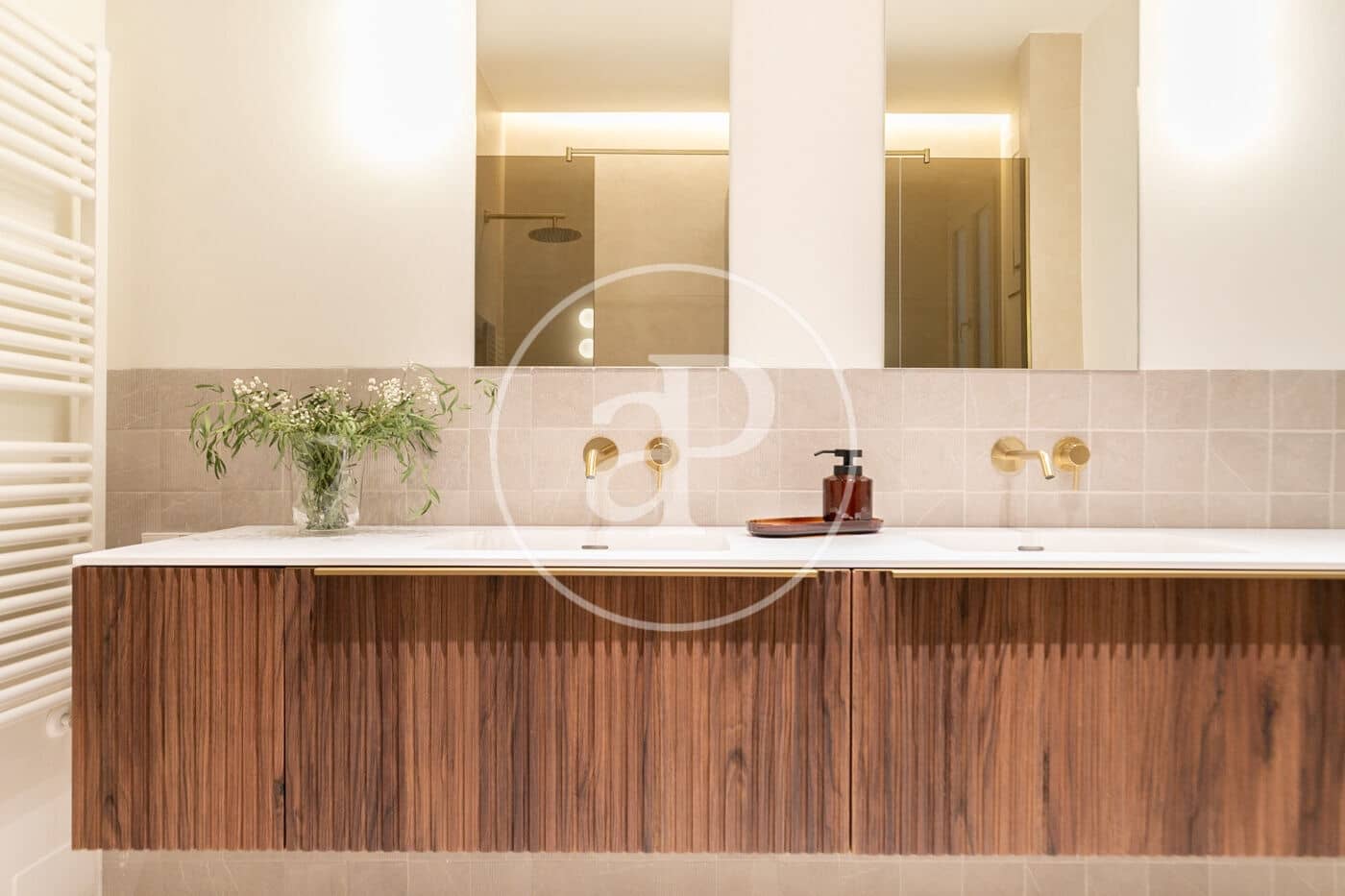 4 soveværelse Lejlighed til salg i Barcelona by - € 1.985.000 (Ref: 9137371)