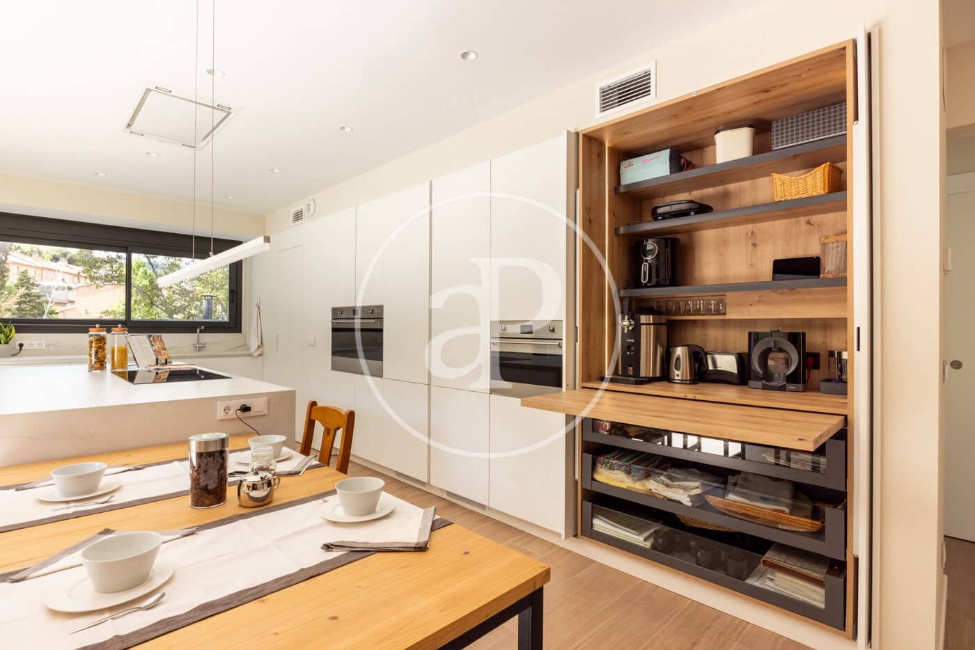 4 soveværelse Villa til salg i Tiana med swimmingpool - € 1.900.000 (Ref: 9141791)