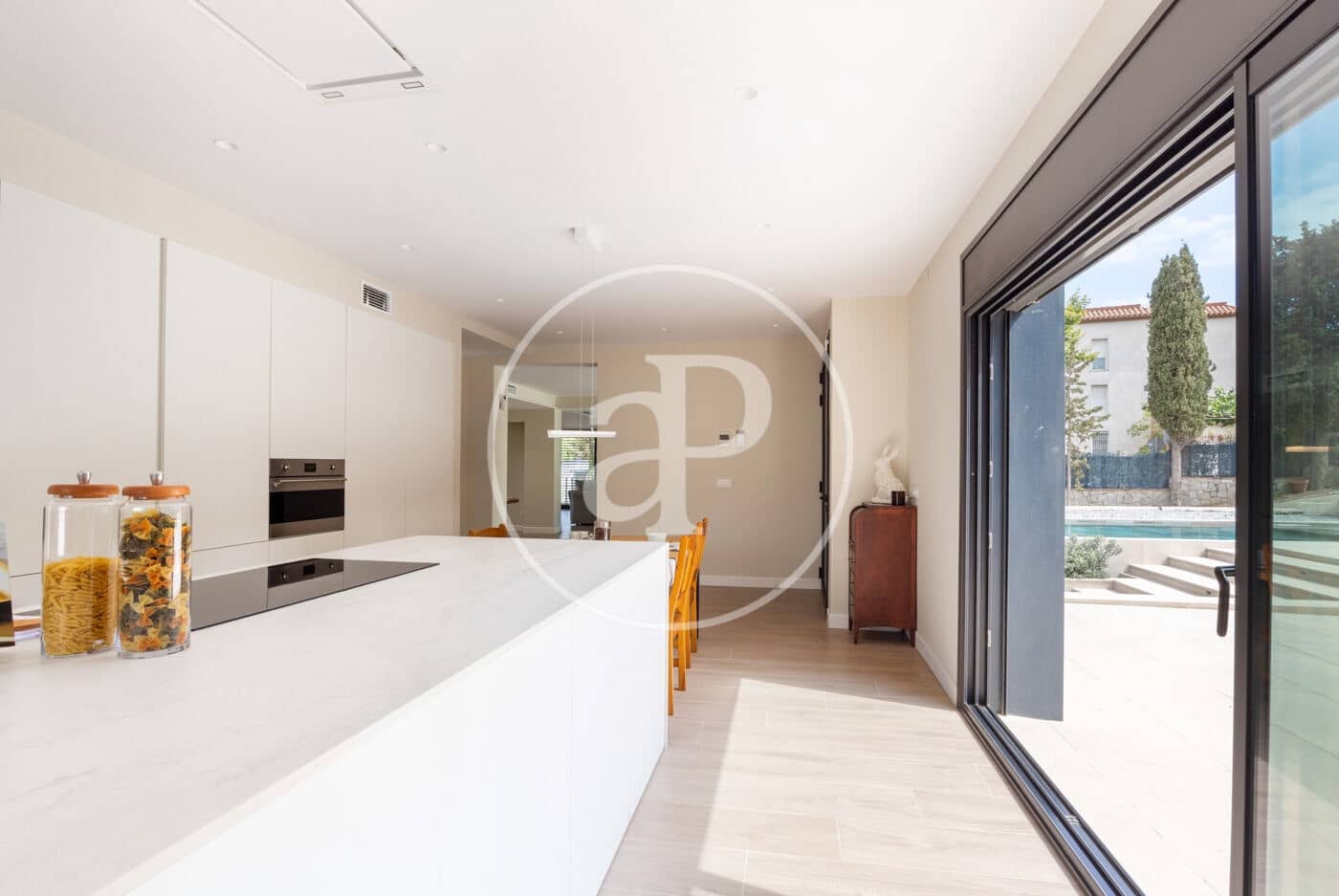 4 soveværelse Villa til salg i Tiana med swimmingpool - € 1.900.000 (Ref: 9141791)