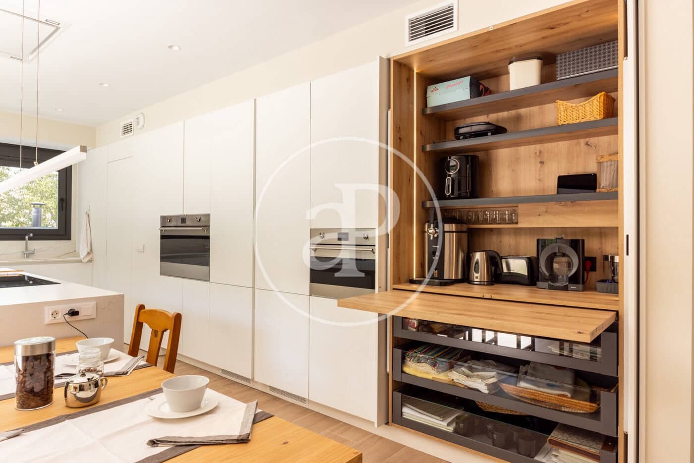 4 soveværelse Villa til salg i Tiana med swimmingpool - € 1.900.000 (Ref: 9141791)