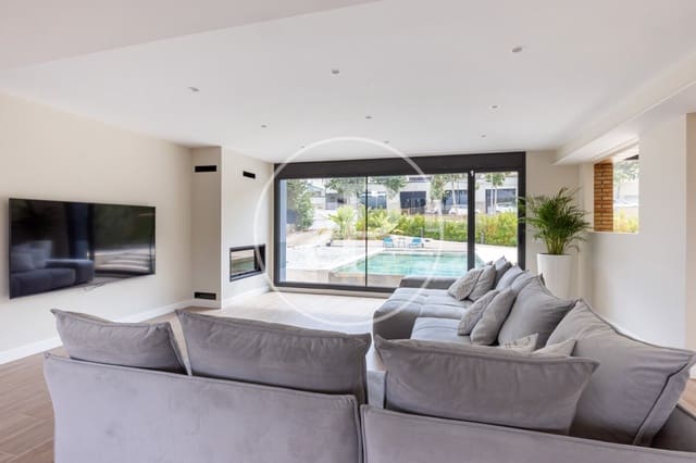 4 soveværelse Villa til salg i Tiana med swimmingpool - € 1.900.000 (Ref: 9141791)