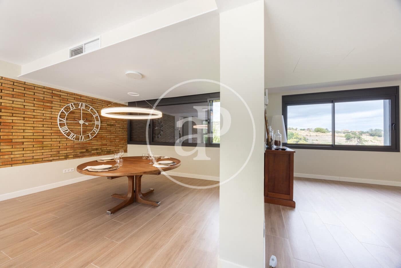 4 soveværelse Villa til salg i Tiana med swimmingpool - € 1.900.000 (Ref: 9141791)