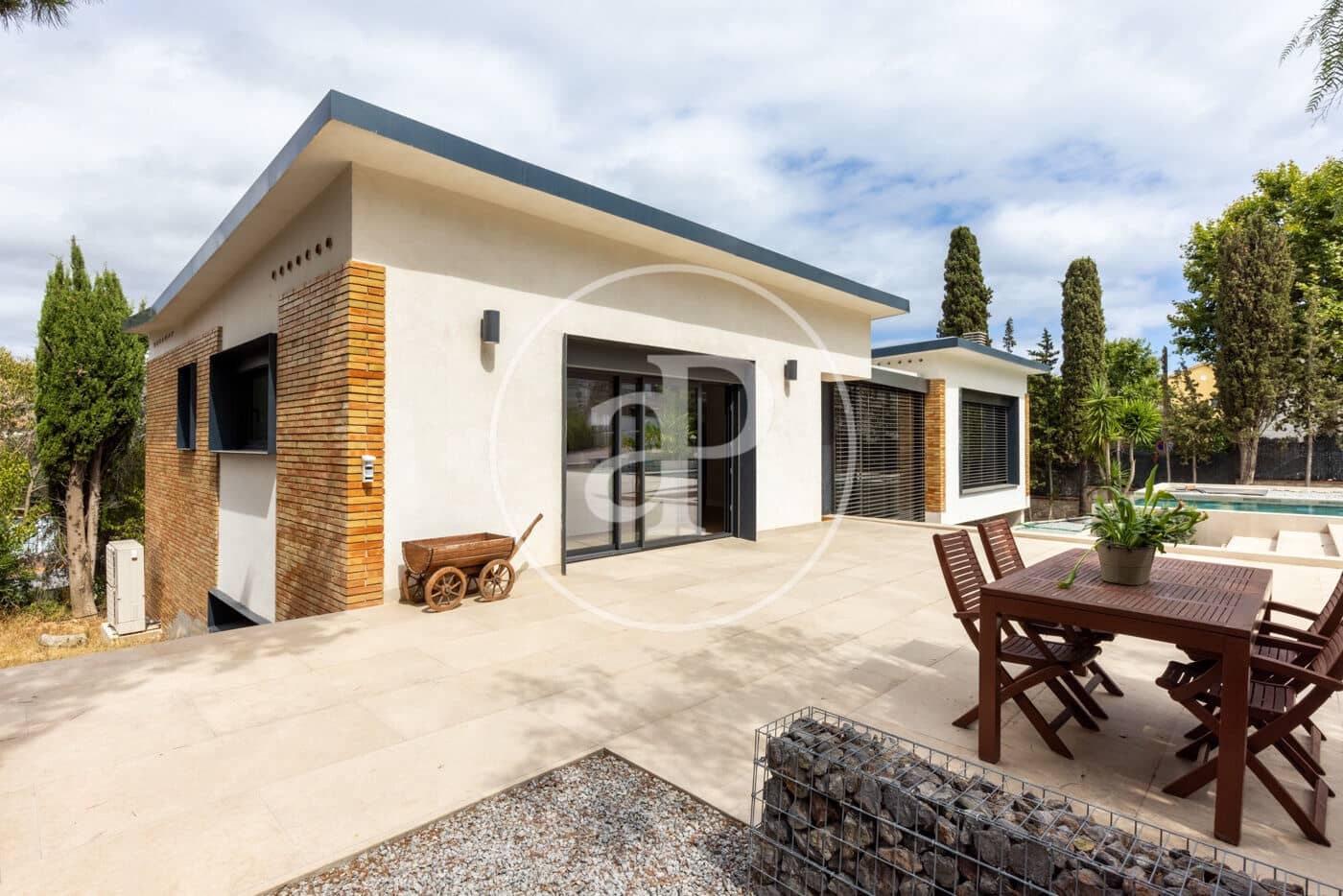 4 soveværelse Villa til salg i Tiana med swimmingpool - € 1.900.000 (Ref: 9141791)