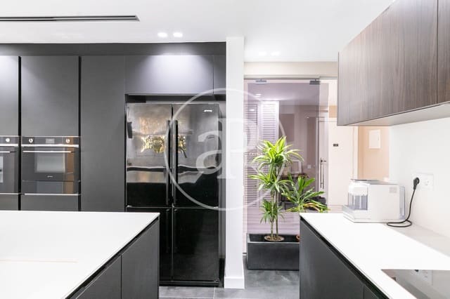 4 bedroom Apartment for rent in Sant Gervasi - Galvany, Barcelona city with garage - € 4,403 (Ref: 9141792)