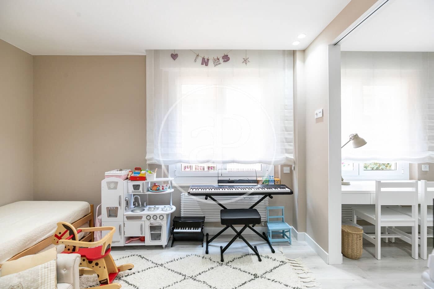 4 bedroom Apartment for rent in Barcelona city with garage - € 4,403 (Ref: 9141792)