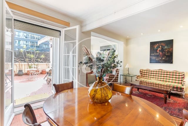 5 sovrum Lägenhet till salu i Sant Gervasi - Galvany, Barcelona stad - 1 300 000 € (Ref: 9142827)