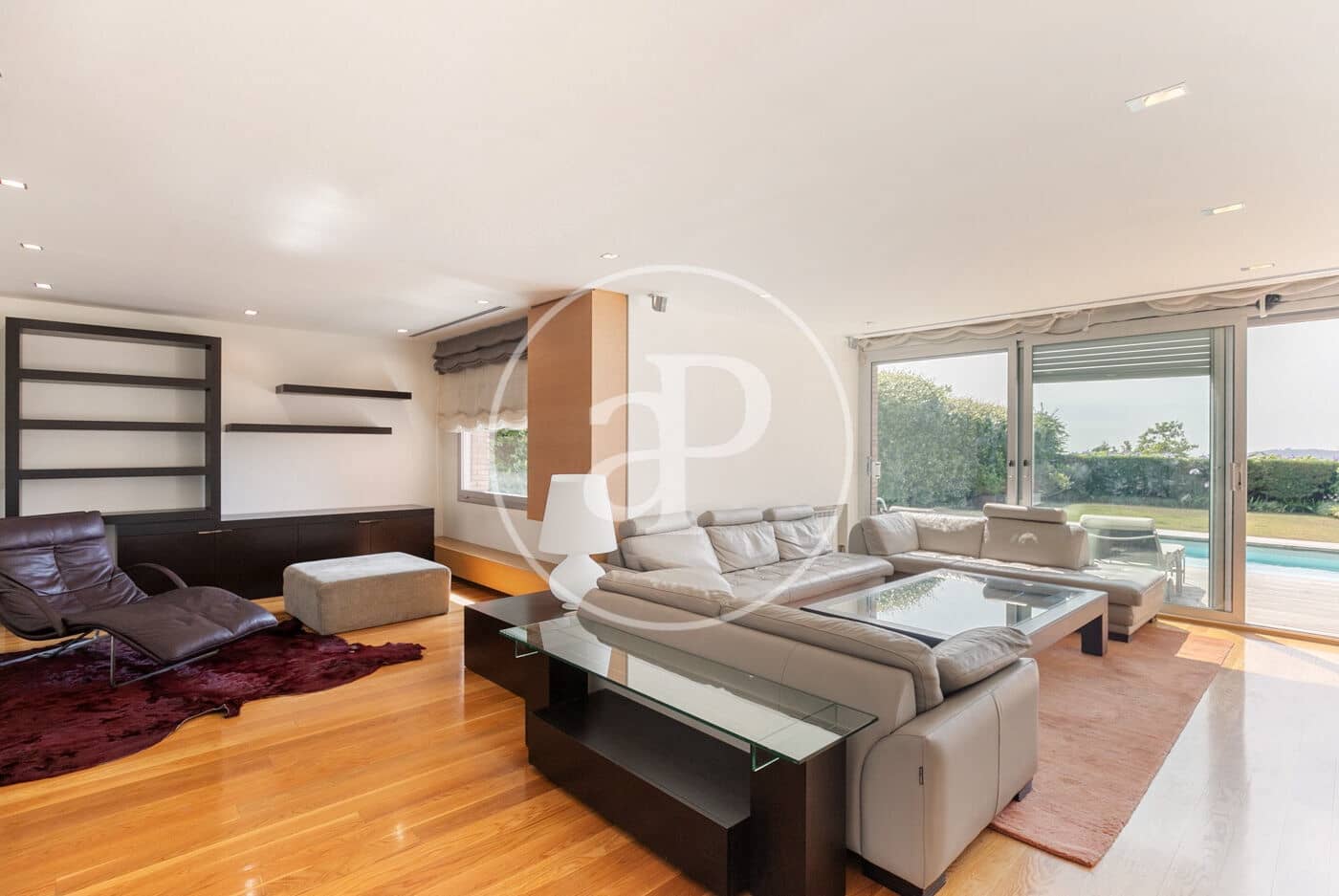 6 bedroom Villa for rent in Barcelona city with pool - € 9,900 (Ref: 9147441)