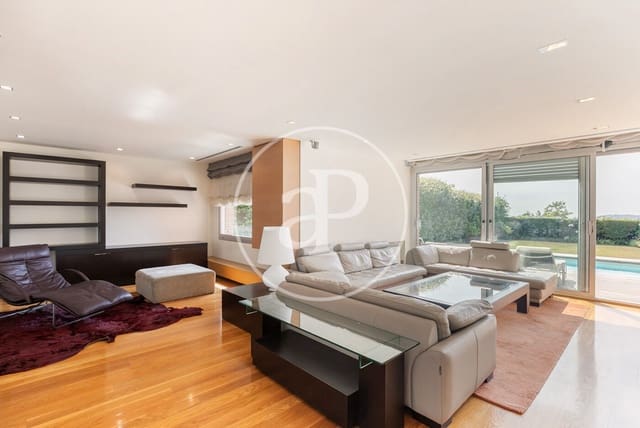 6 bedroom Villa for rent in Pedralbes, Barcelona city with pool - € 9,900 (Ref: 9147441)