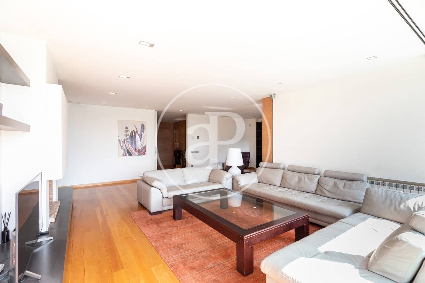 6 bedroom Villa for rent in Barcelona city with pool - € 9,900 (Ref: 9147441)