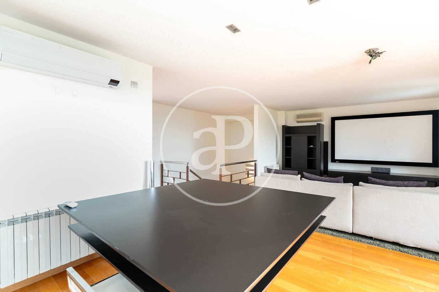 6 bedroom Villa for rent in Barcelona city with pool - € 9,900 (Ref: 9147441)