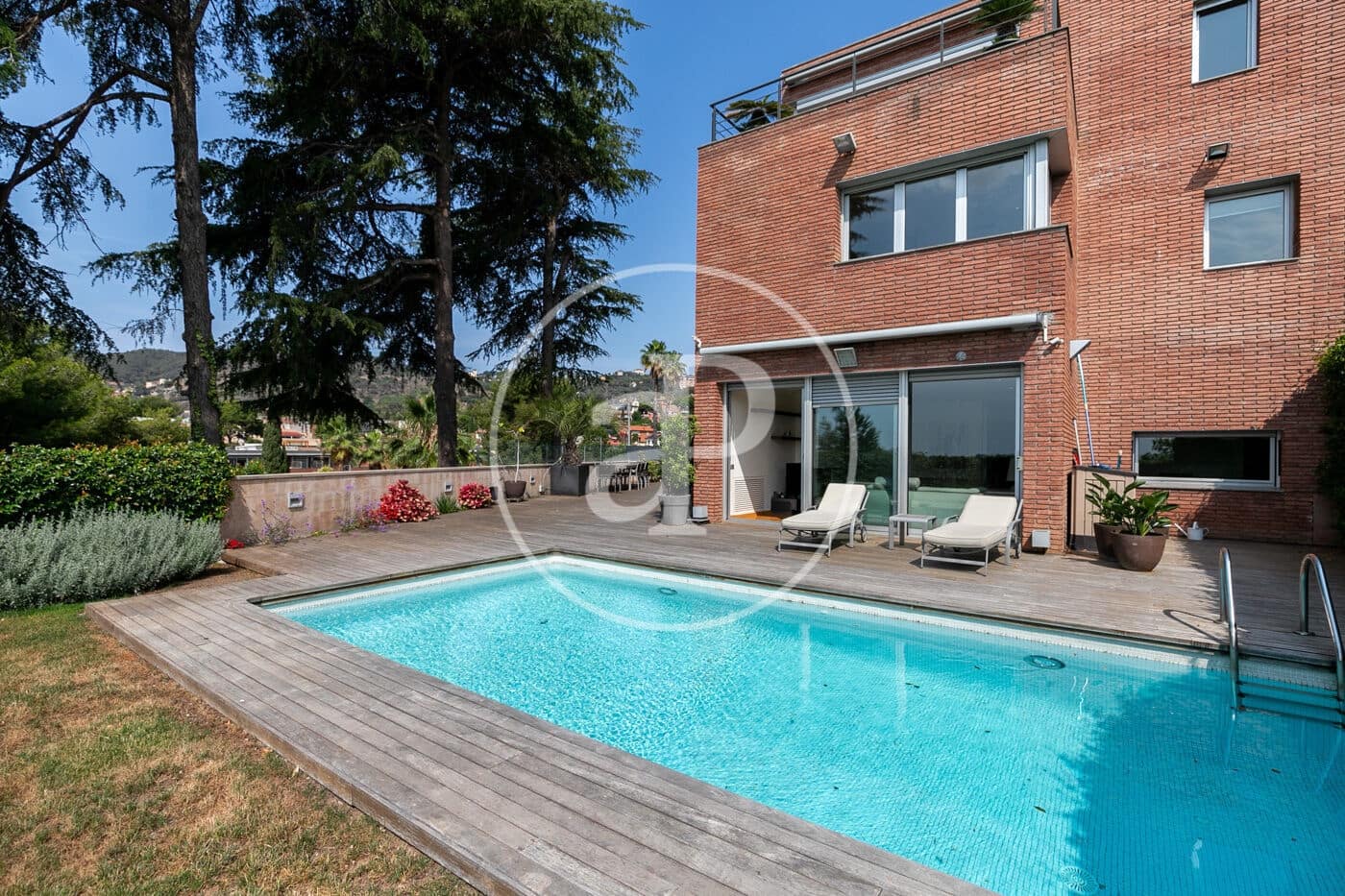 6 bedroom Villa for rent in Barcelona city with pool - € 9,900 (Ref: 9147441)