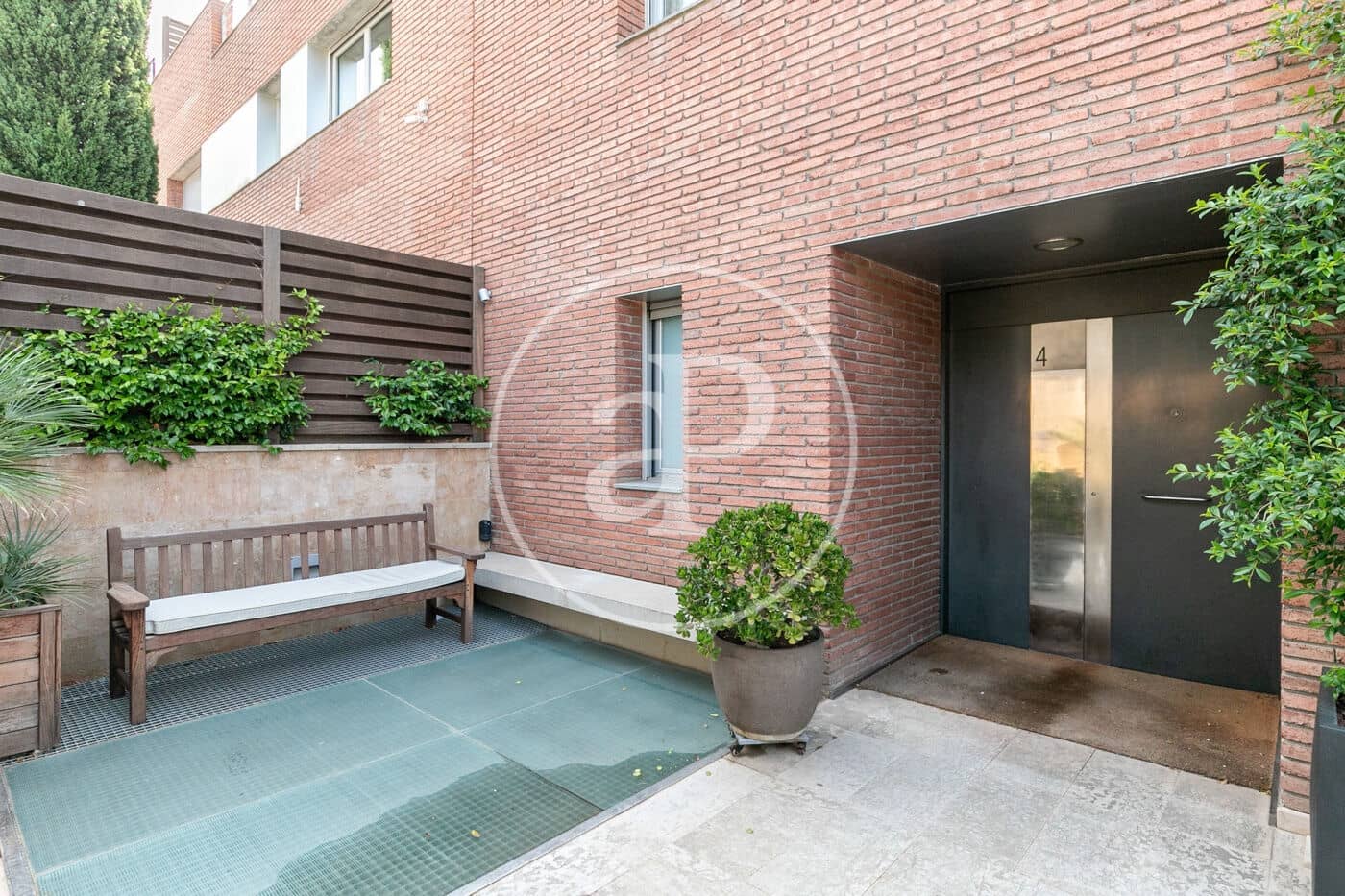 6 bedroom Villa for rent in Barcelona city with pool - € 9,900 (Ref: 9147441)