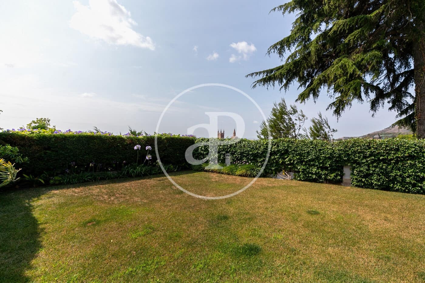 6 bedroom Villa for rent in Barcelona city with pool - € 9,900 (Ref: 9147441)