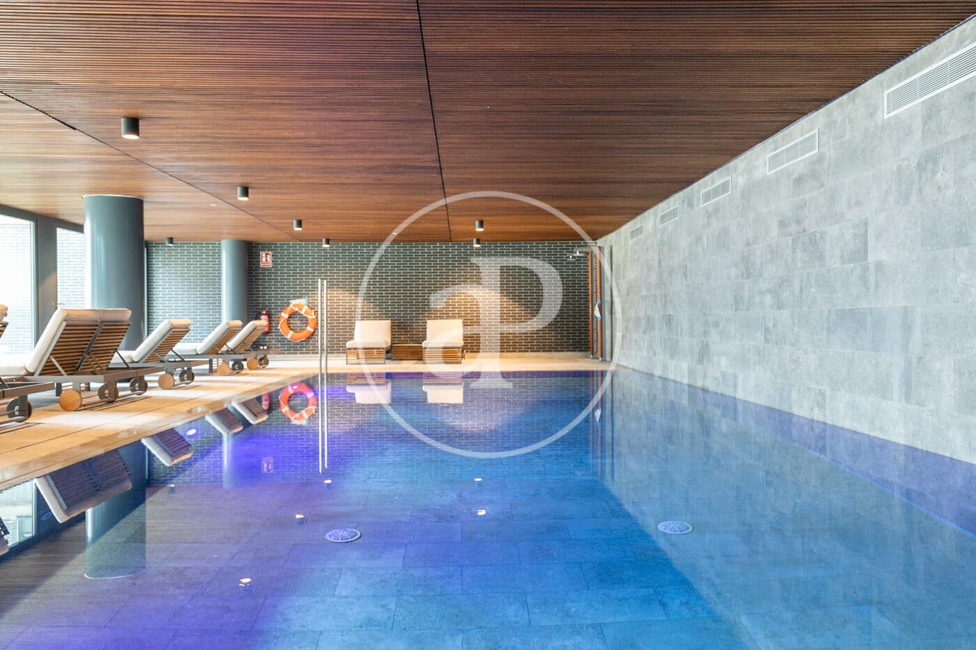 6 soveværelse Lejlighed til salg i Esplugues de Llobregat med swimmingpool - € 2.058.000 (Ref: 9147442)