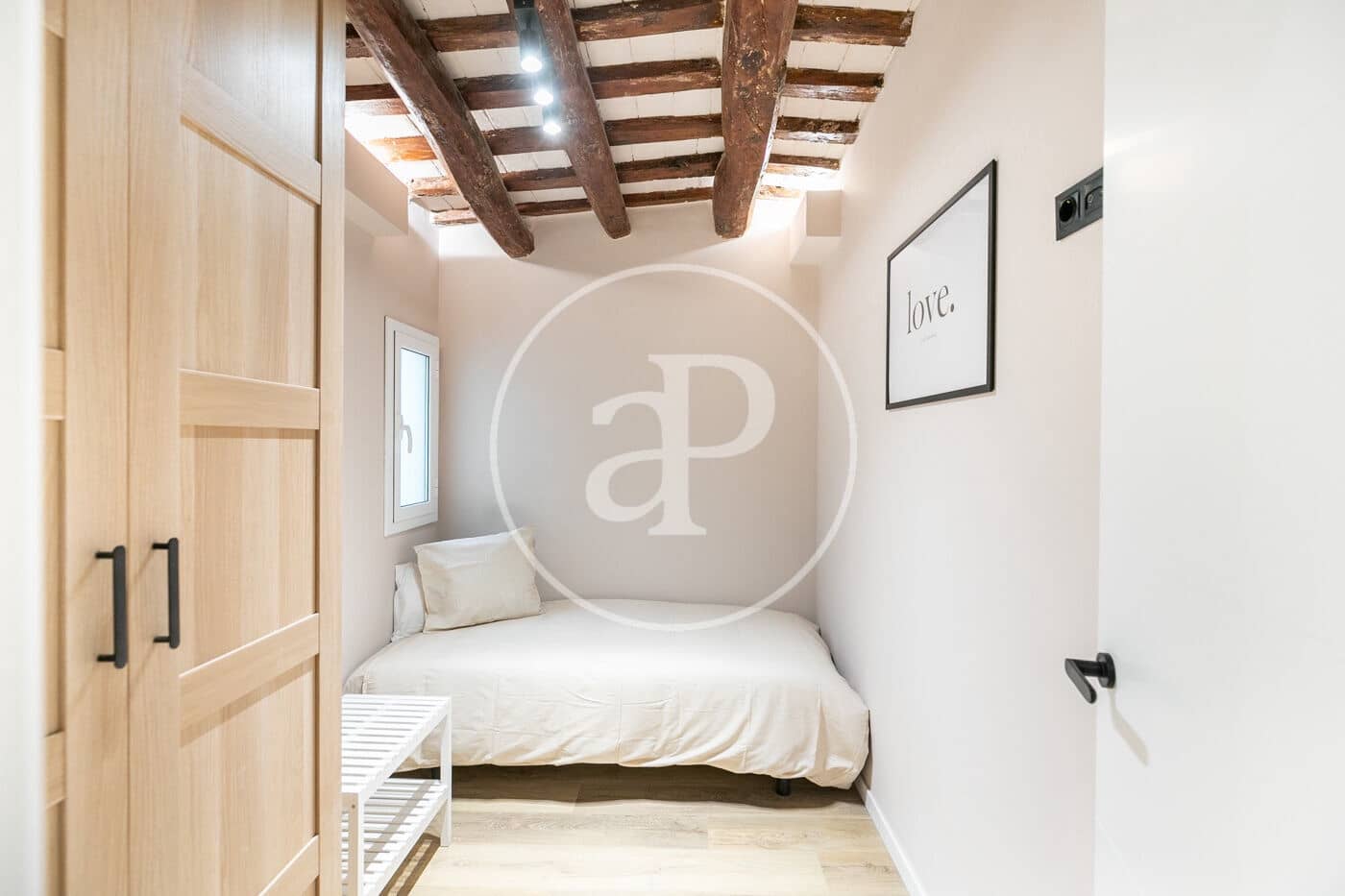 3 soveværelse Lejlighed til leje i Barcelona by - € 1.650 (Ref: 9149601)