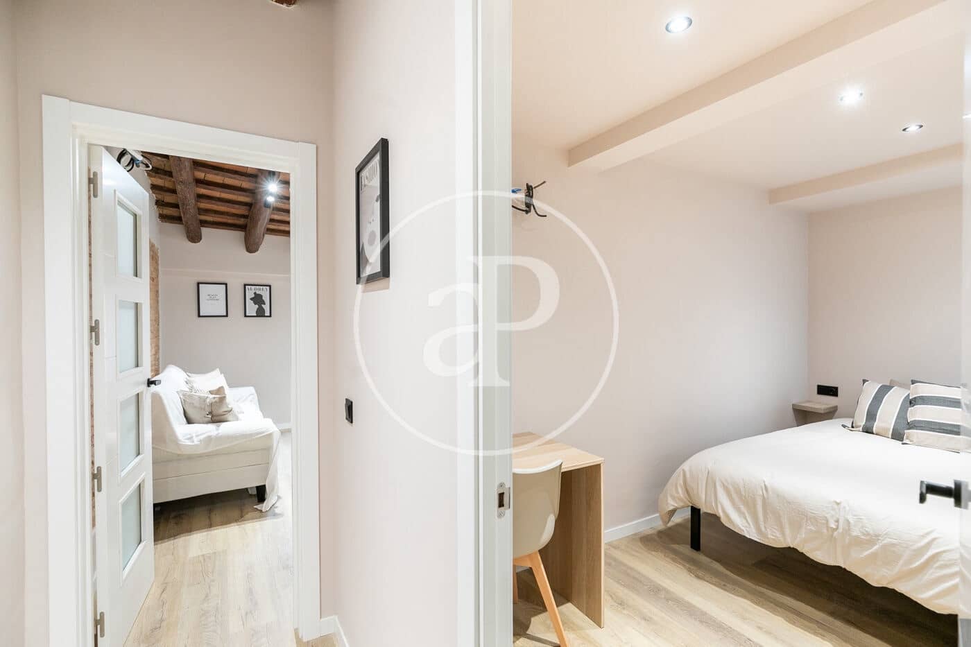 3 soveværelse Lejlighed til leje i Barcelona by - € 1.650 (Ref: 9149601)