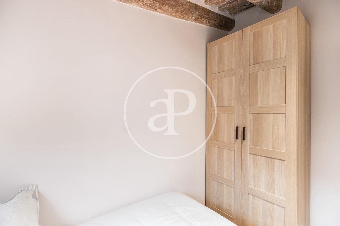 3 soveværelse Lejlighed til leje i Barcelona by - € 1.650 (Ref: 9149601)