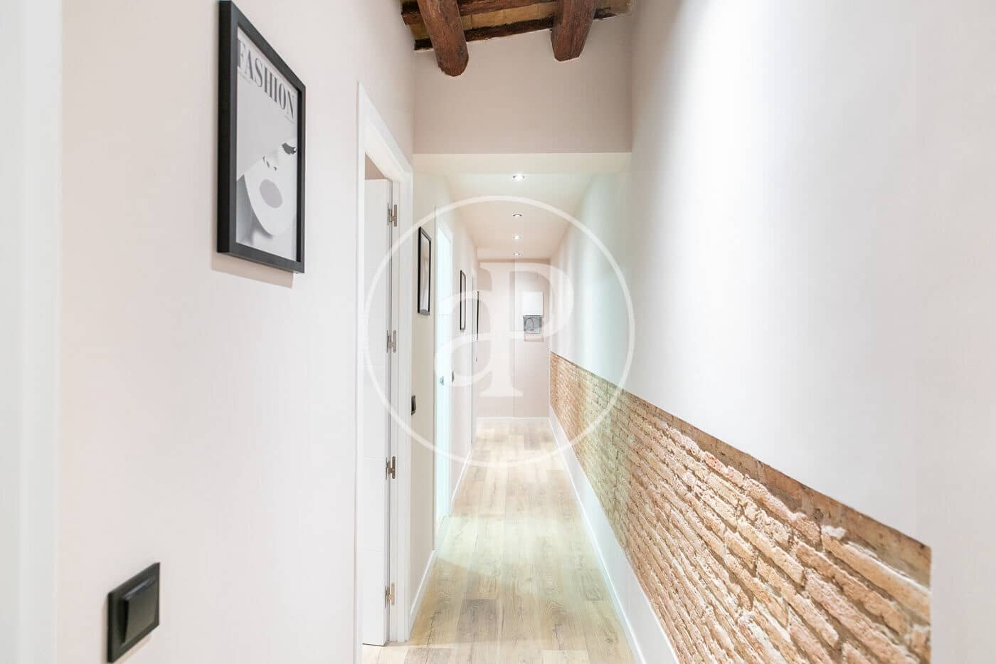 3 soveværelse Lejlighed til leje i Barcelona by - € 1.650 (Ref: 9149601)