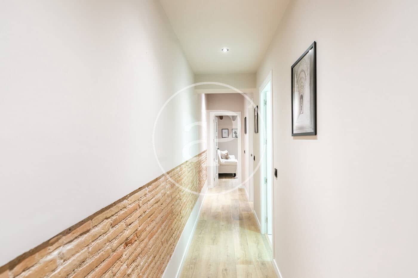 3 soveværelse Lejlighed til leje i Barcelona by - € 1.650 (Ref: 9149601)