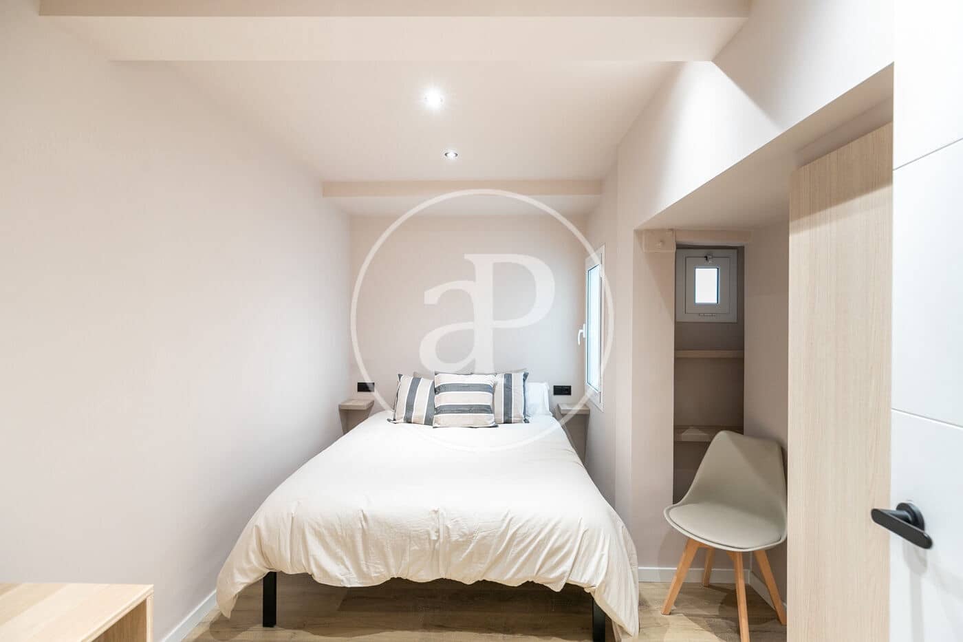 3 soveværelse Lejlighed til leje i Barcelona by - € 1.650 (Ref: 9149601)