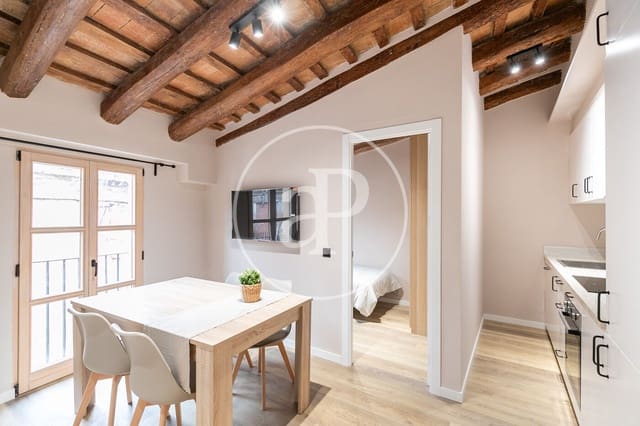 3 sovrum Lägenhet att hyra i El Raval, Barcelona stad - 1 650 € (Ref: 9149601)