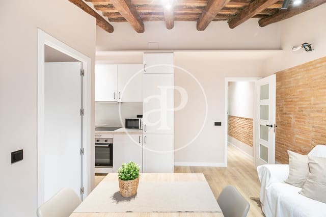 3 sovrum Lägenhet att hyra i El Raval, Barcelona stad - 1 650 € (Ref: 9149601)