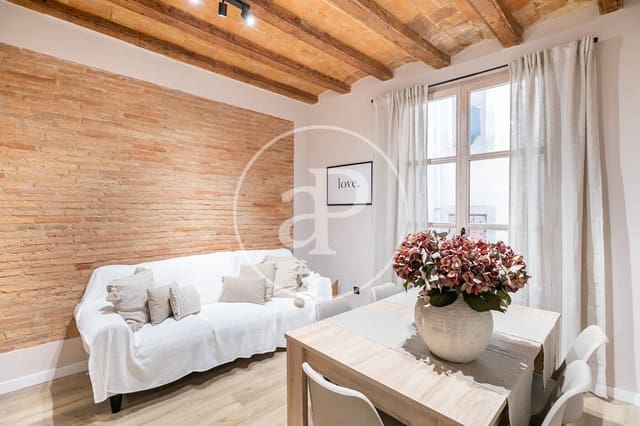 3 makuuhuone Huoneisto vuokrattavana paikassa El Raval, Barcelona kaupunki - 1 600 € (Ref: 9149602)