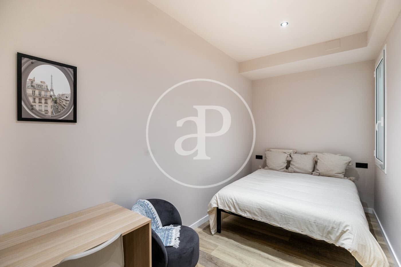 3 bedroom Apartment for rent in Barcelona city - € 1,600 (Ref: 9149602)