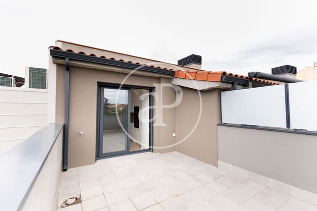 4 bedroom Penthouse for sale in Terrassa - € 545,000 (Ref: 9149603)