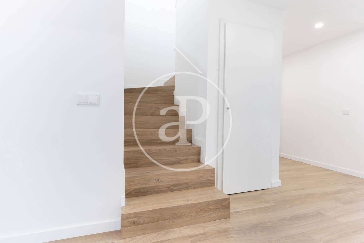 4 quarto Penthouse para venda em Terrassa - 545 000 € (Ref: 9149603)