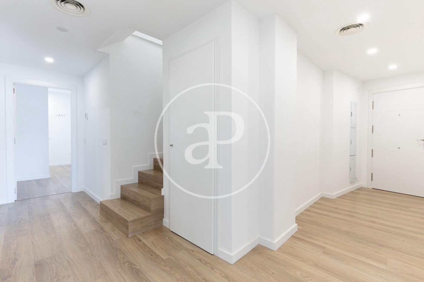 4 quarto Penthouse para venda em Terrassa - 545 000 € (Ref: 9149603)