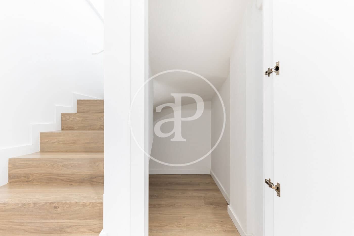 4 quarto Penthouse para venda em Terrassa - 545 000 € (Ref: 9149603)