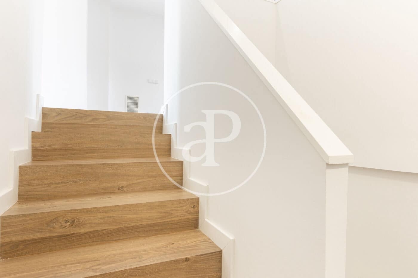 4 quarto Penthouse para venda em Terrassa - 545 000 € (Ref: 9149603)