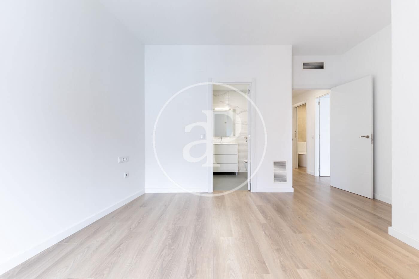 4 quarto Penthouse para venda em Terrassa - 545 000 € (Ref: 9149603)