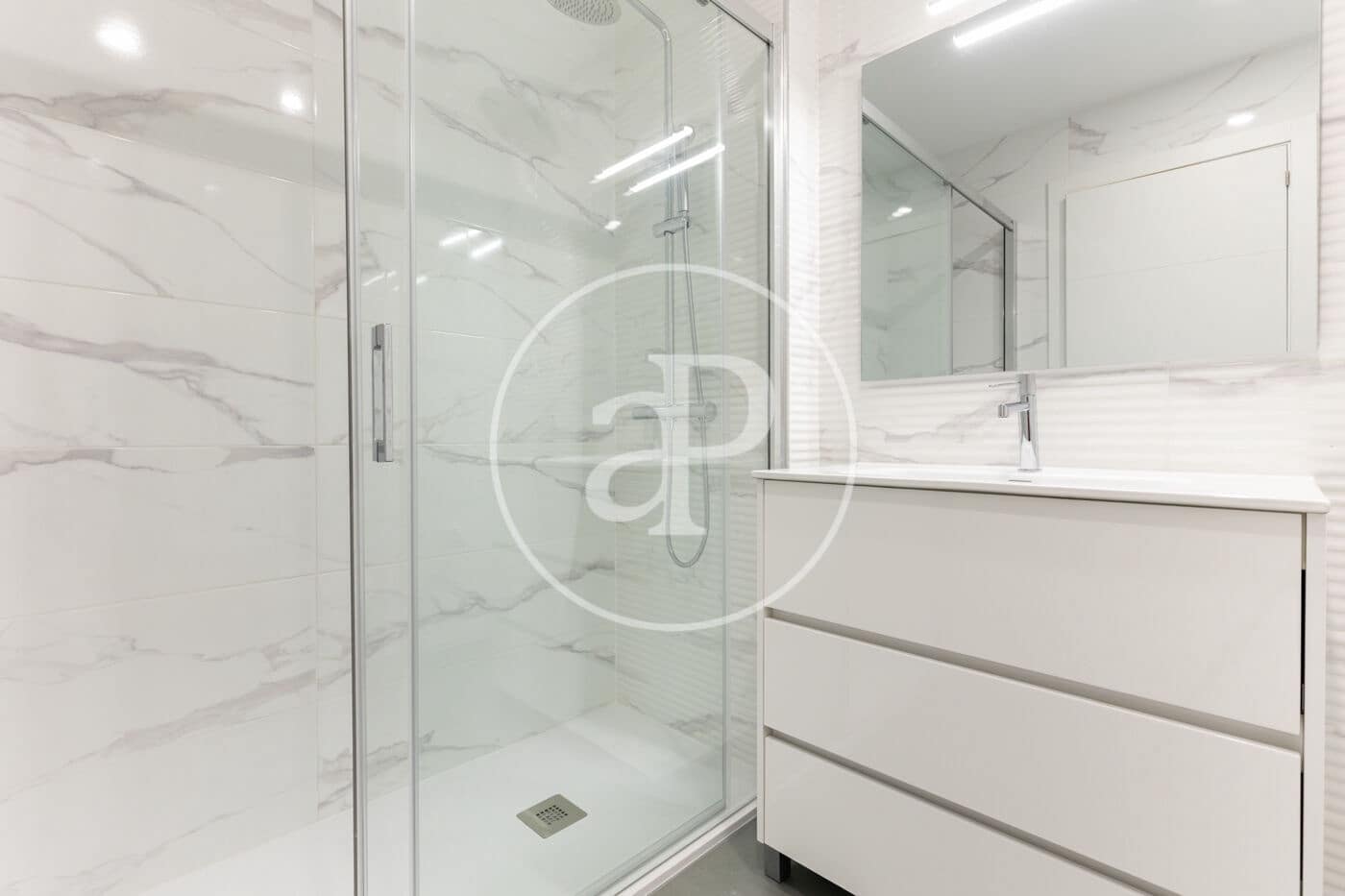 4 quarto Penthouse para venda em Terrassa - 545 000 € (Ref: 9149603)