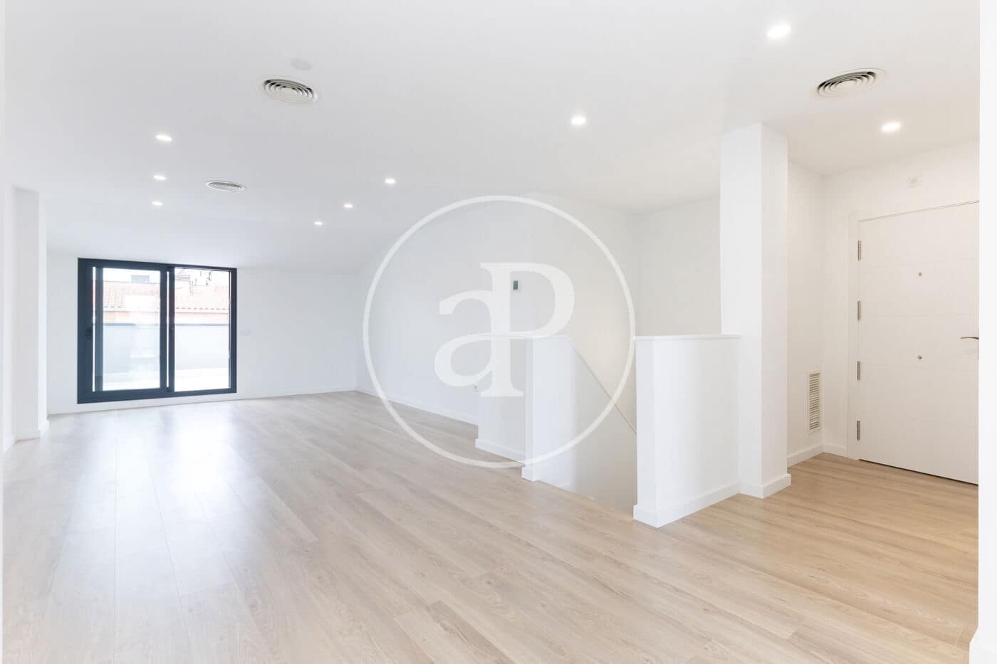 4 quarto Penthouse para venda em Terrassa - 545 000 € (Ref: 9149603)