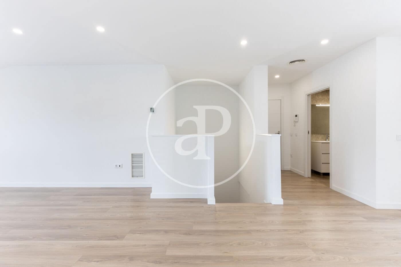 4 quarto Penthouse para venda em Terrassa - 545 000 € (Ref: 9149603)