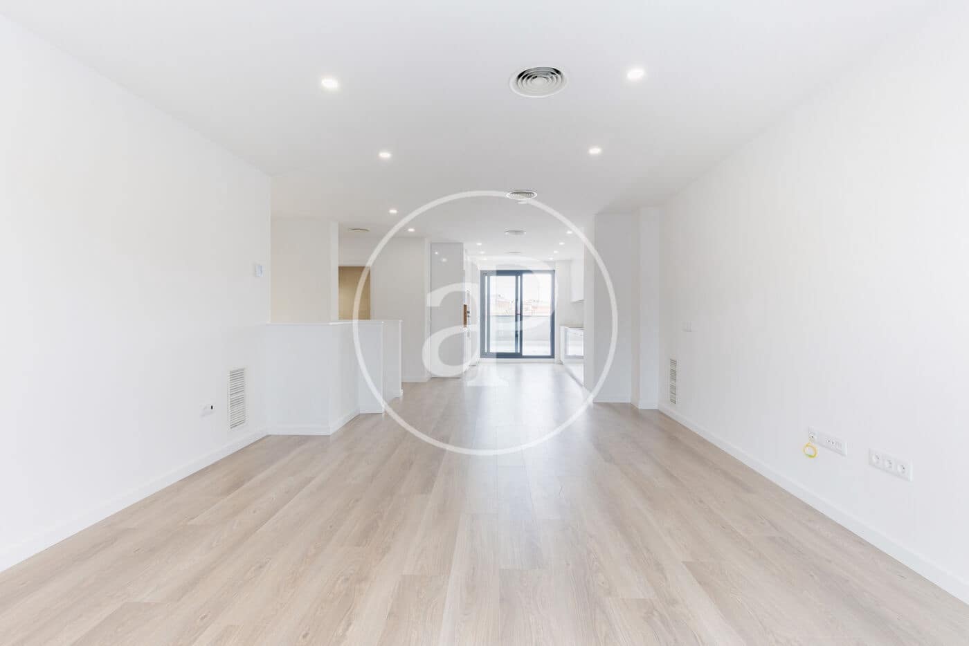 4 quarto Penthouse para venda em Terrassa - 545 000 € (Ref: 9149603)