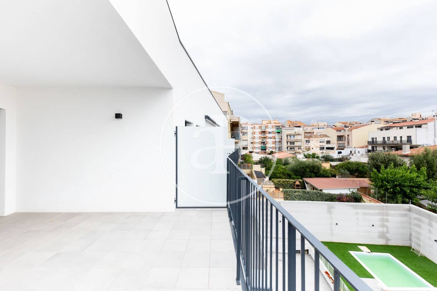 4 quarto Penthouse para venda em Terrassa - 545 000 € (Ref: 9149603)