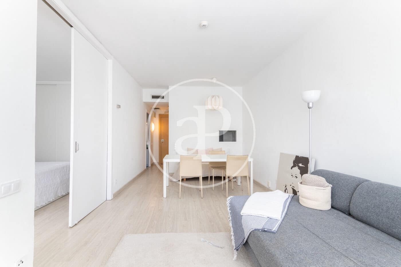 1 quarto Apartamento para arrendar em Barcelona cidade com piscina - 1 845 € (Ref: 9149606)